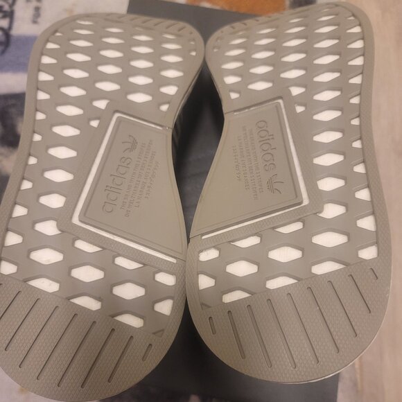 Adidas NMD R2 Trace Cargo Size 11 New Boost Performance Sneakers BA7198 - Picture 6 of 7